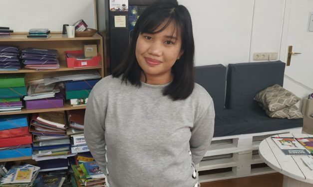 NUEVA AUXILIAR DE CONVERSACIÓN DE INGLÉS